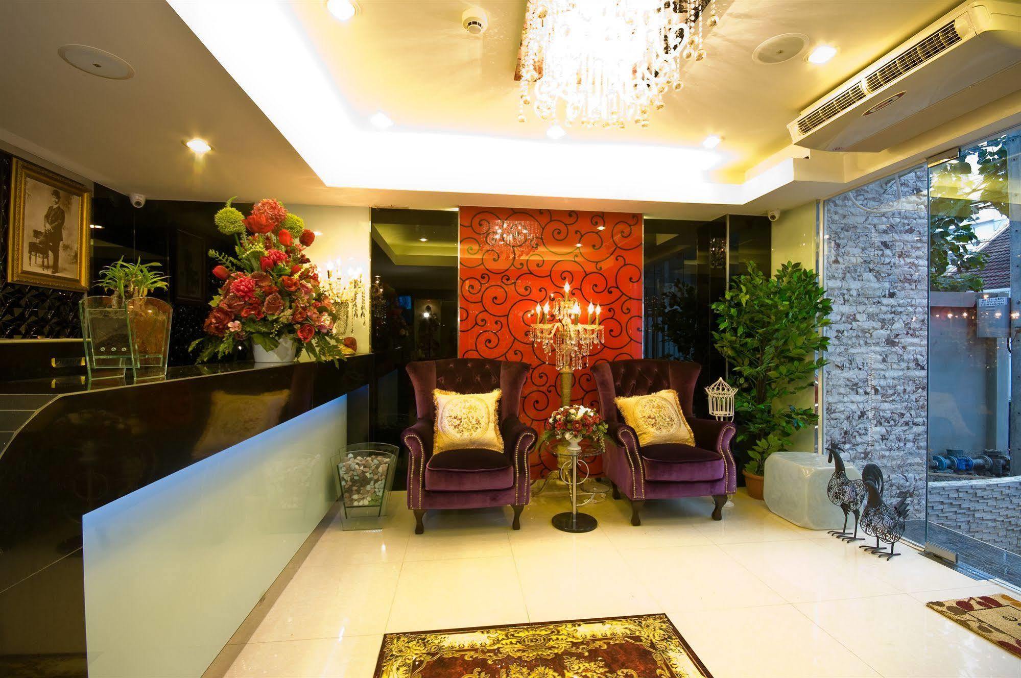Richly Villa Bangkok Exterior photo