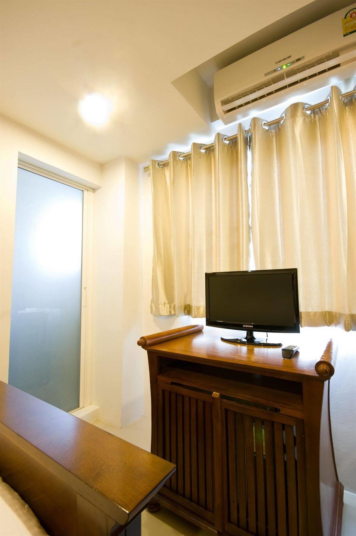 Richly Villa Bangkok Exterior photo