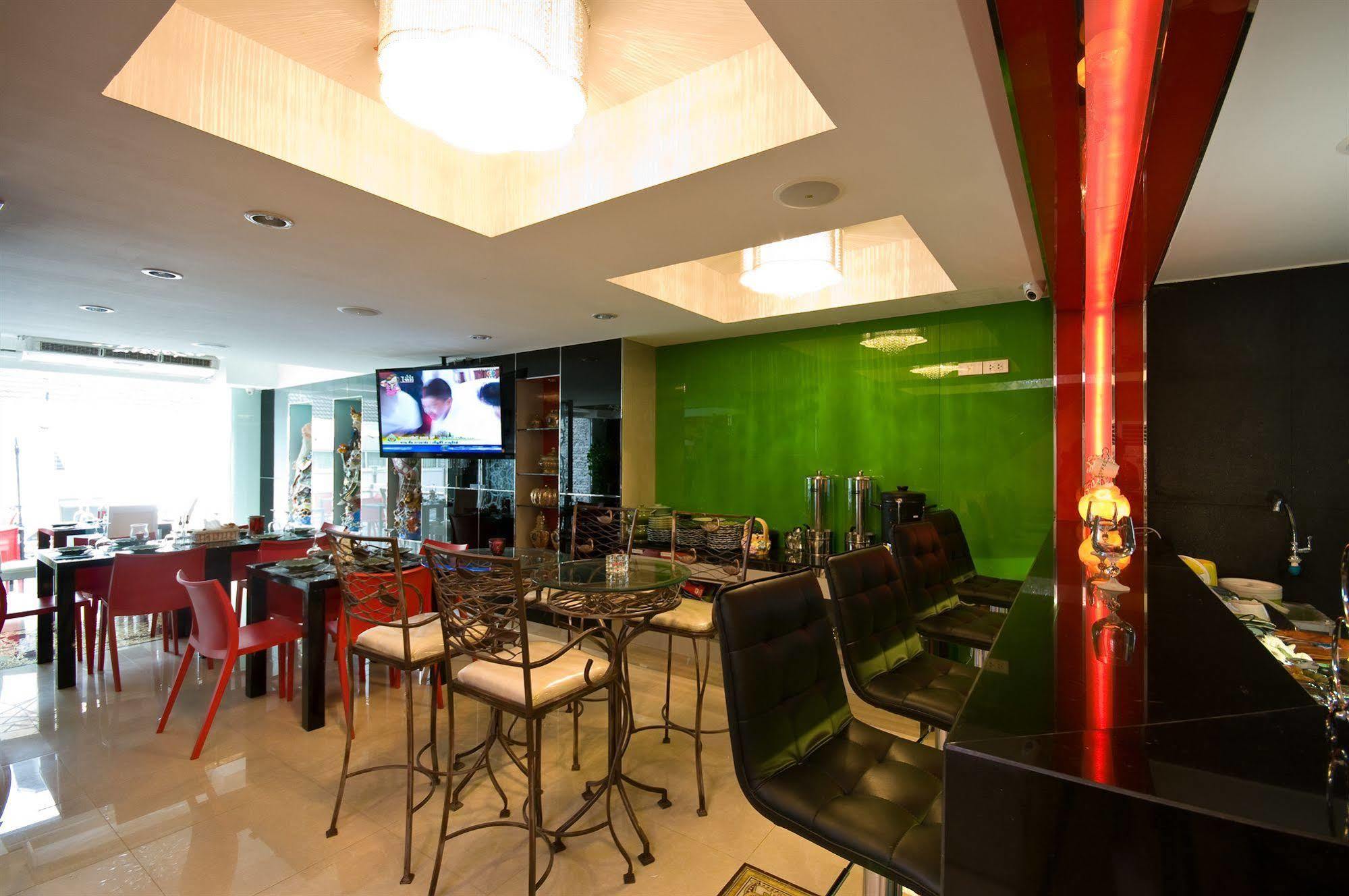 Richly Villa Bangkok Exterior photo